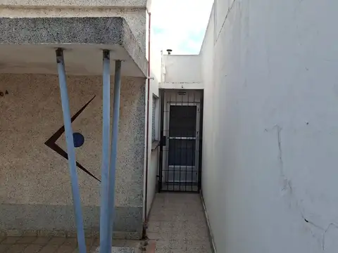 Casa en Venta en Capitán Bermudez, USD 57.000