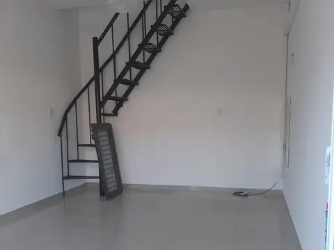 Local en Alquiler en Ibarlucea, $ 490.000