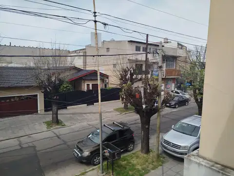 Depto Tipo Casa en Venta en Morón Sur, USD 56.000