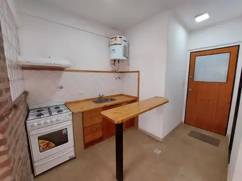 Oficina 2 ambientes con 1 baño