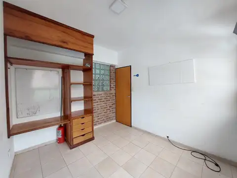 Guemes 60 , Piso 4
