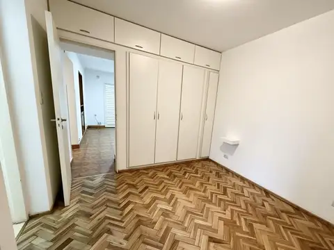 Departamento en Venta en Republica De La Sexta, USD 42.000