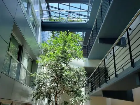 EXCELENTE OFICINA EN PUERTO MADERO TODO EXTERNO MAS 4 COCHERAS FIJAS - DIQUE PUENTE DE LA MUJER -