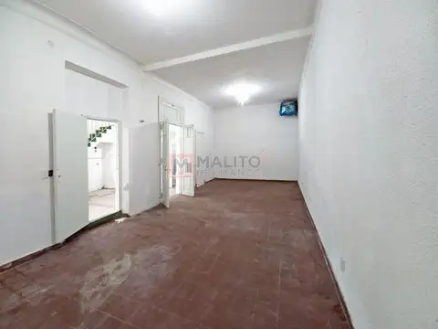 Depto Tipo Casa en Venta 50 años