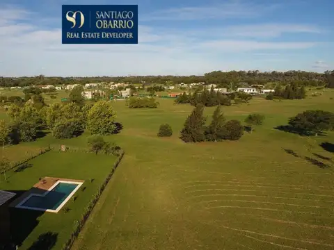 VENTA MUY BUEN LOTE AL GOLF EN MEDAL PILAR