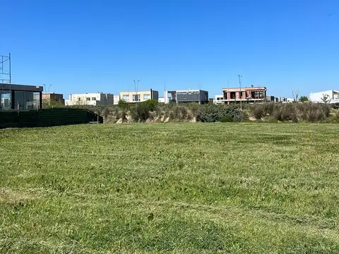 Costas - Puertos del Lago - Escobar