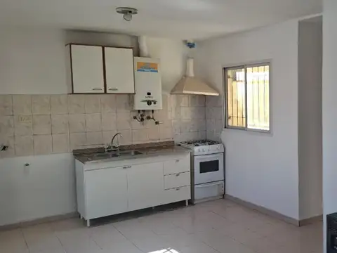 Pasaje Teniente Ibañez 500, Piso 1