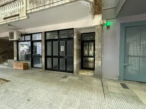 Depto Tipo Casa en Alquiler de 5 ambientes