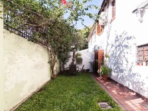 CASA EN VENTA 5 AMBIENTES EN ADROGUE - OPORTUNIDAD