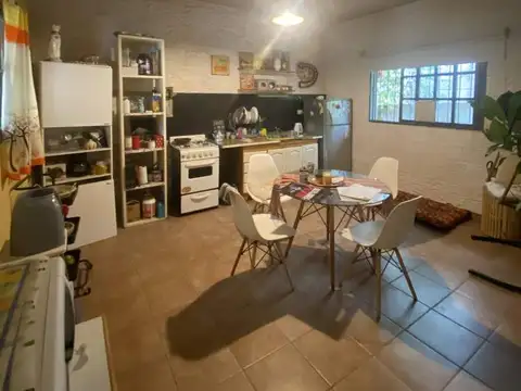 Casa en Venta en Paso del Rey, USD 120.000