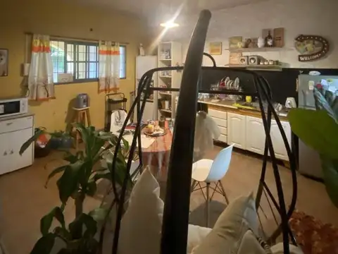 Casa en Venta con 3 cocheras