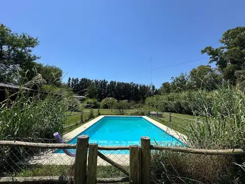 VENTA LOTE C/3 CASAS ESCOBAR