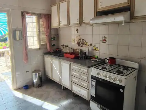 VENTA CASA 3 DORMITORIOS ALTAMIRA