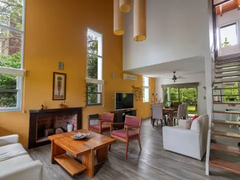 Casa 5 ambientes con 3 baños