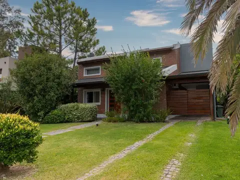 Casa en Alquiler de 3 dormitorios