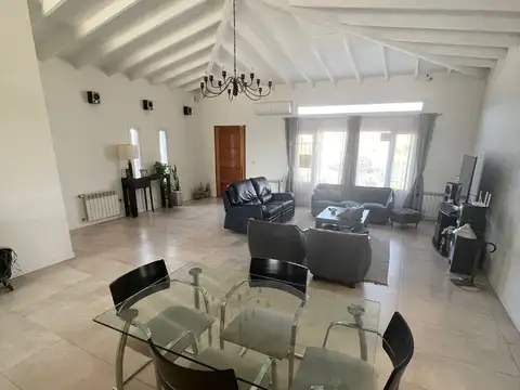Casa en Venta en Monet Barrio Privado, USD 255.000