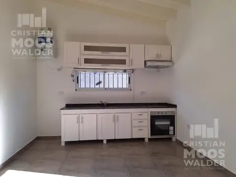 Casa en Alquiler con 1 cochera