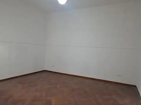 Depto Tipo Casa 3 ambientes con 2 baños