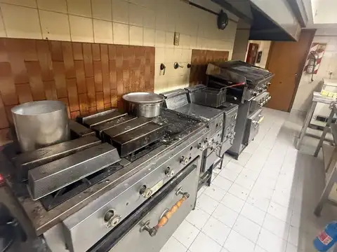 Hotel de 12 pisos a la venta zona macrocentro