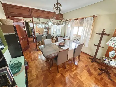 Departamento en Venta con 2 cocheras