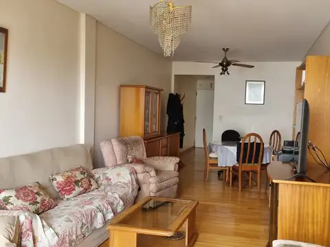 Departamento 4 ambientes con 2 baños