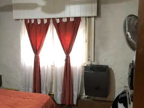 Casa 7 ambientes con 4 baños