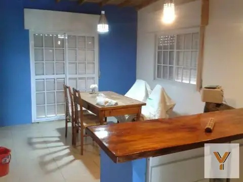 Casa en venta - 2 dormitorios 1 baño - 383mts2 - Miramar