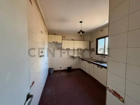 VENTA DEPARTAMENTO 4 AMBIENTES CON BALCON - MATADEROS - APTO CREDITO