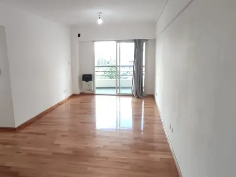 DEPTO DE LOS MAS LINDOS EN ALQUILER - CASEROS CENTRO CON COCHERA EN SUBSUELO  