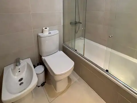 Departamento en Alquiler con 2 cocheras