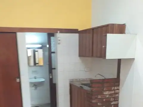 MONOAMBIENTE EN VENTA - MORON CENTRO