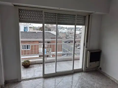 Marcelo Torcuato de Alvear 1600