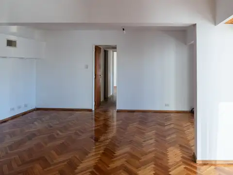 Avenida Pellegrini 1200