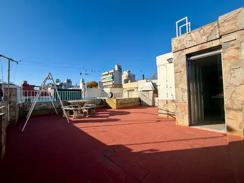 Depto Tipo Casa en Venta en Abasto, USD 130.000
