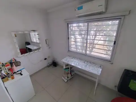 Departamento en Alquiler en Monte Grande, $ 900.000