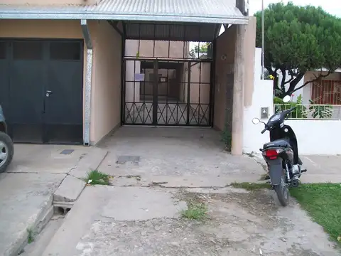  Departamento ubicado a 10 cuadras de la UNNE. Jose M. Paz 1234