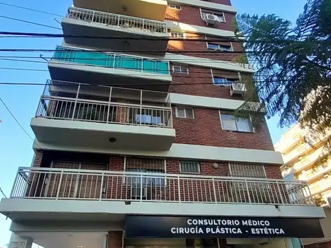 Olivos - Excelente ubicación! Monoambiente con Cocina separada y vista abierta!