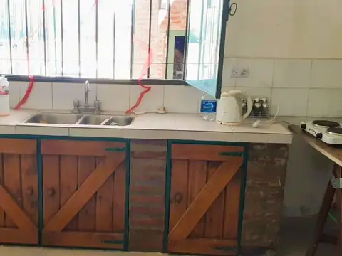 CASA QUINTA GUERNICA VENTA EN CAMPO  CON PILETA