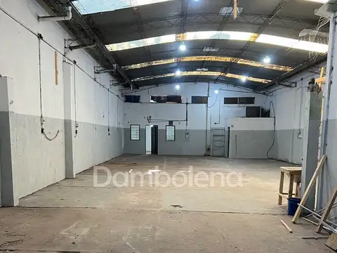 Galpon en Venta en Paso del Rey, USD 120.000