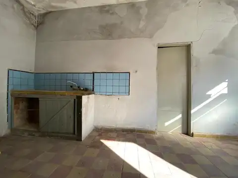 Casa 3 ambientes con 1 baño