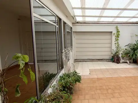 Casa en Venta en Bernal Oeste, USD 140.000