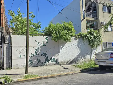 El Indio 1800, E/ S. Ortiz y V. Vértiz