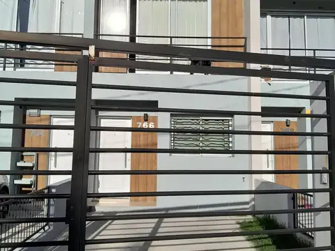 Depto Tipo Casa en Venta en Ituzaingo, USD 115.000