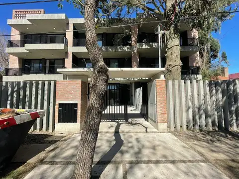 Departamento en  el centro de Funes.