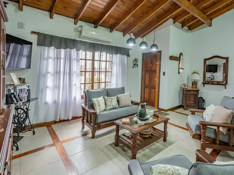 Casa en Venta con 1 cochera