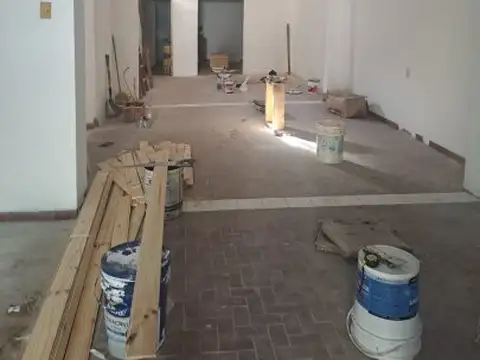 Local Comercial en Pichincha      Ovidio Lagos 49