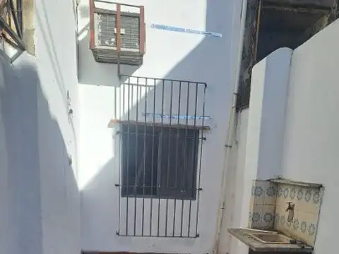 Ovidio Lagos 49