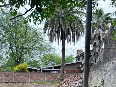 Terreno en Venta 30  mts Fondo