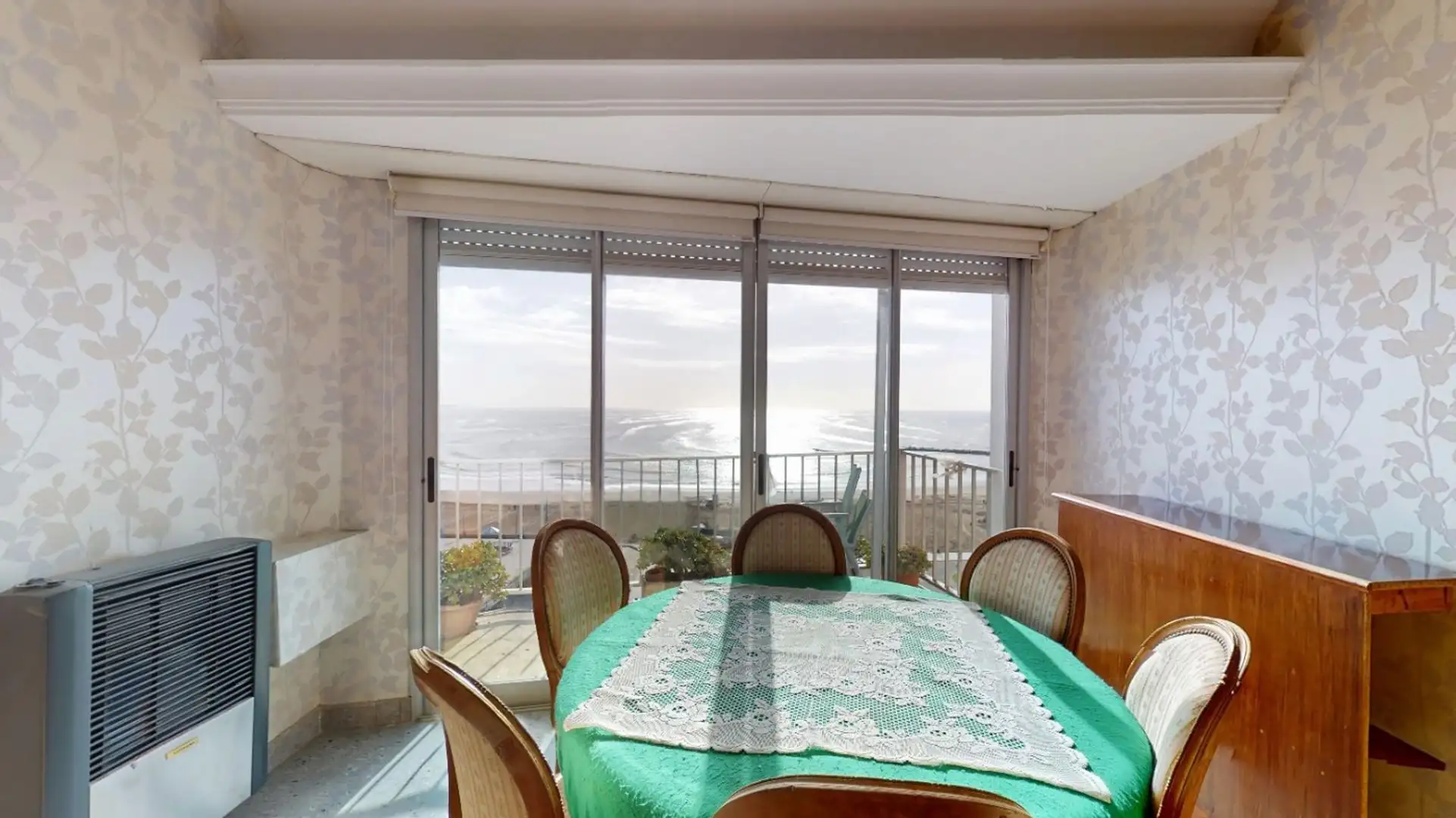 VENTA DEPARTAMENTO 4 AMBIENTES C COCHERAS TORREON