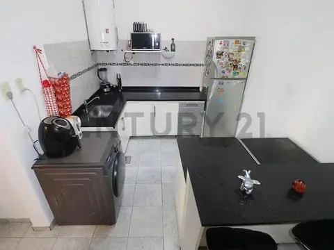 Departamento en Venta en Parque Chacabuco, USD 130.000